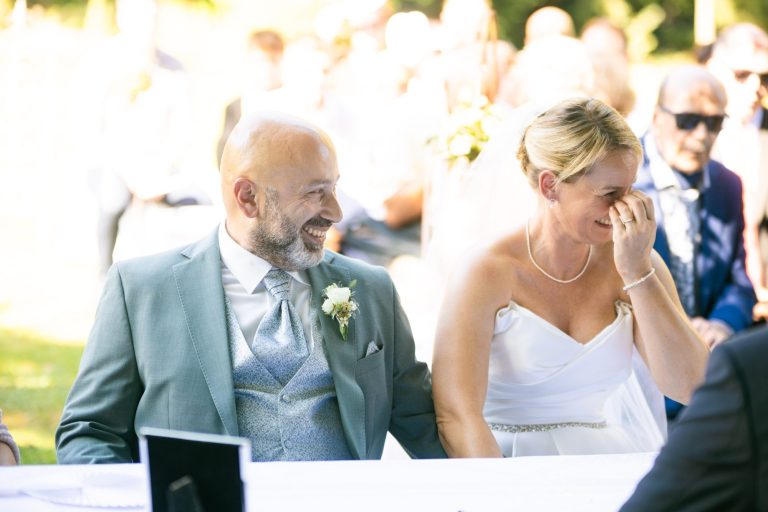 Authentisch und echtes Bild von Doro & Mihail Echtes authentisches Hochzeitsbild vom Hochzeitsfotograf aus Heilbronn