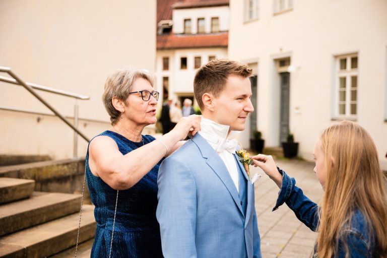 Das Get Ready vor der Kirche vom Maximilian