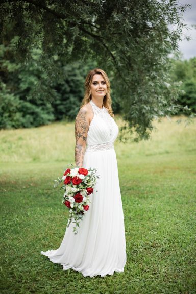 Braut Einzelporträt bei Hochzeit in Stuttgart.